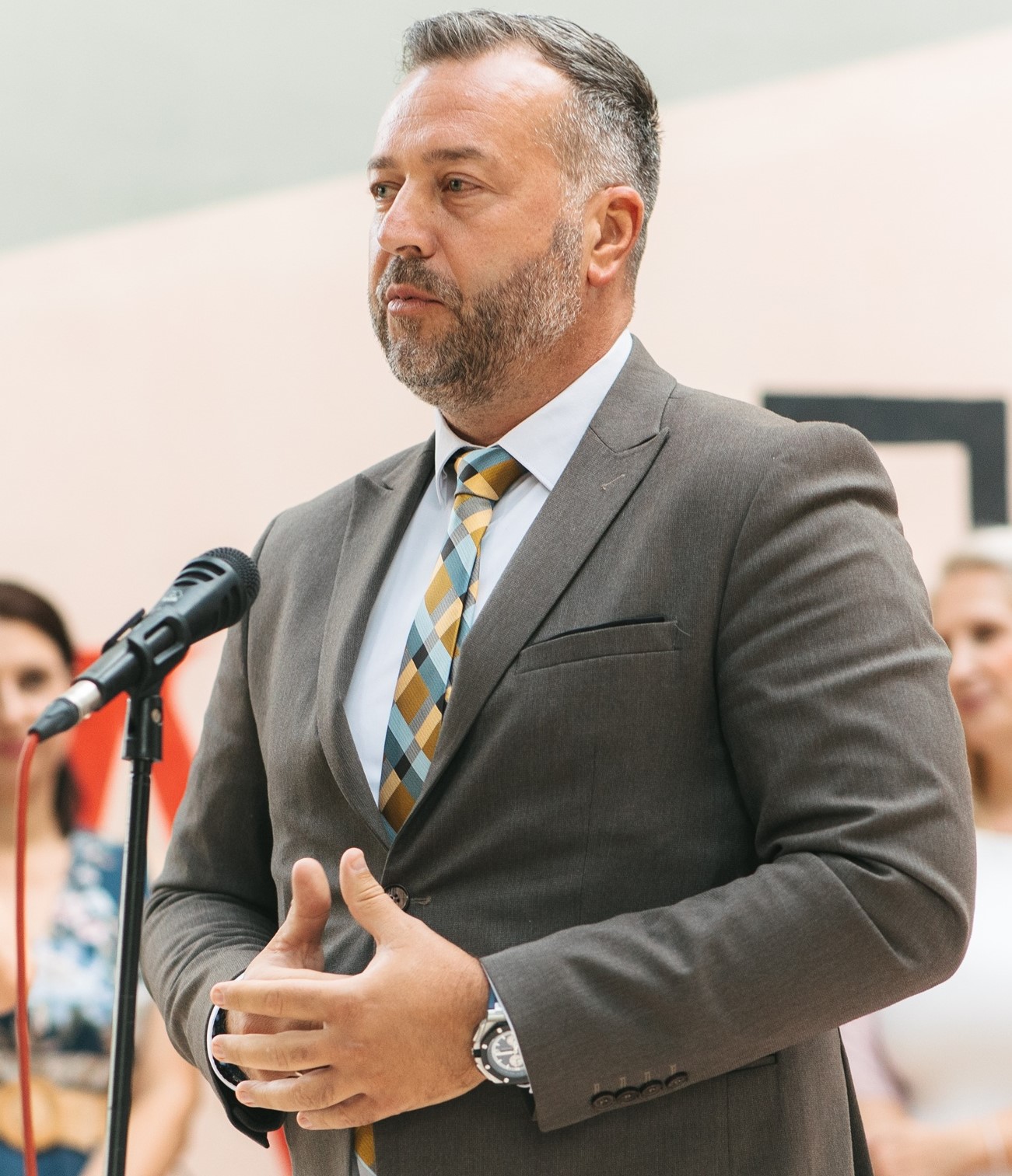 Bambi nastavlja podršku prvacima širom Srbije i širi inicijativu na region 1 Ivan Cilerdzic Ministarstvo prosvete nauke i tehnoloskog razvoja 2