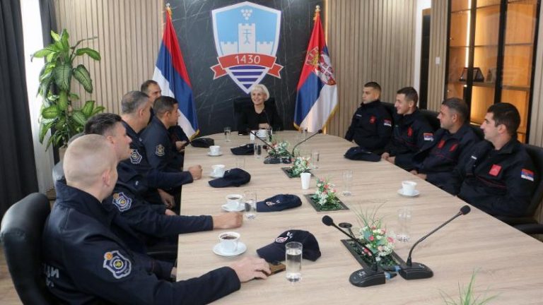 Prijem za vatrogasce koji su gasili požare u Španiji i Deliblatskoj peščari