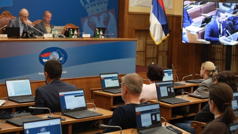 RIK zatražio proveru potpisa za izbornu listu Bogoljuba Karića