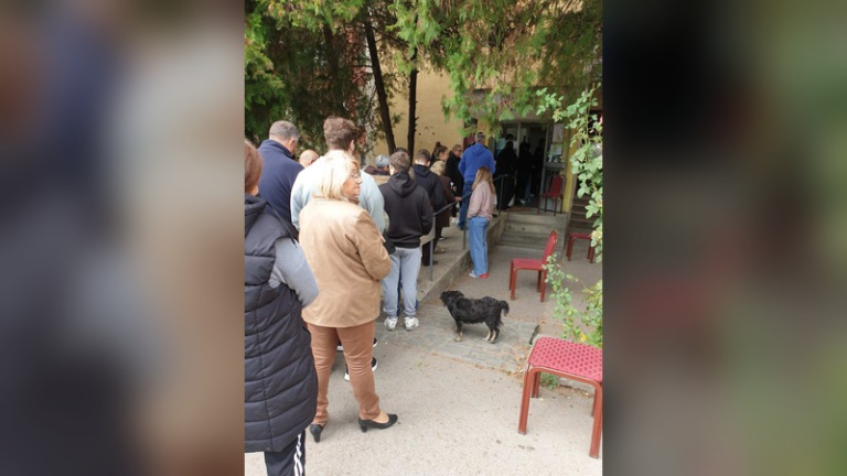 Studenti: Otkriven pozivni centar u stanu u Petrovcu na Mlavi