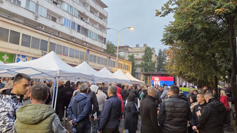 Mesarović na skupu SNS u Požarevcu: Hajde da ne damo našu jedinu Srbiju 1 gradjani skup sns 2